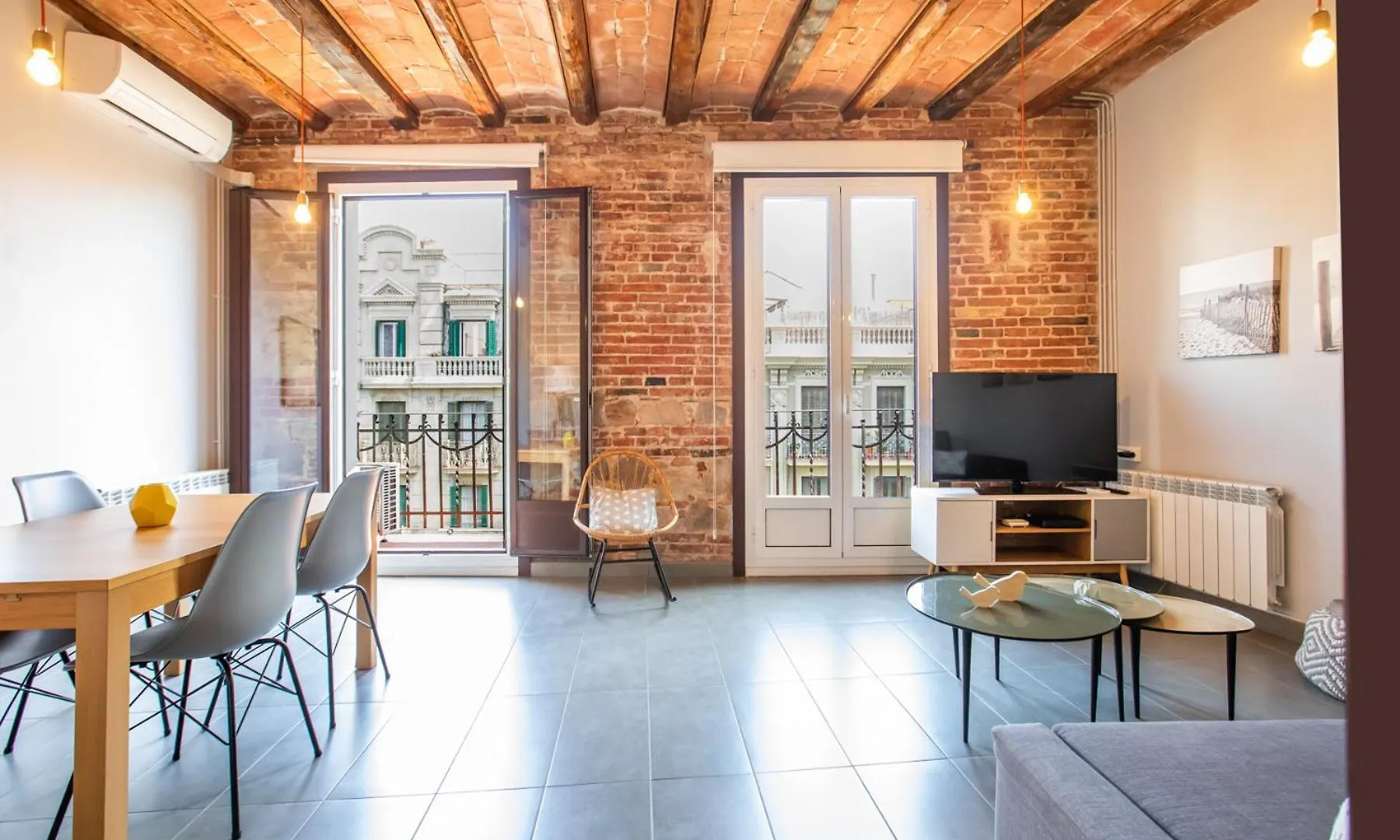 42Mal1083 - Great 2Br Near Sagrada Familia Daire Barselona
